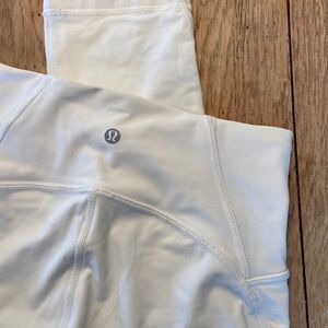 Lululemon cropped white leggings!